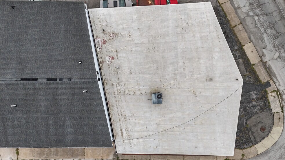 More Photos Of 49 Railroad St, New London Storefront Retail Residential For Sale