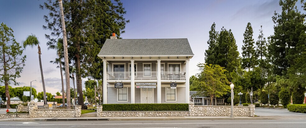 More Photos Of 307 E Chapman Ave, Orange Office For Sale