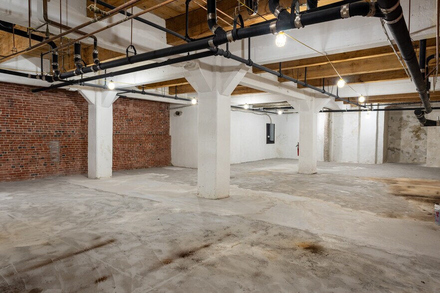 More Photos Of 1008-1010 Arch St, Philadelphia Apartments For Lease