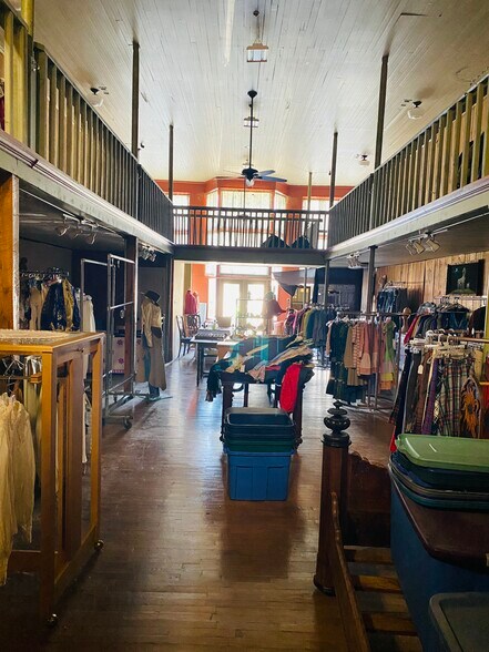 More Photos Of 100 Main st, Calico Rock Specialty For Sale