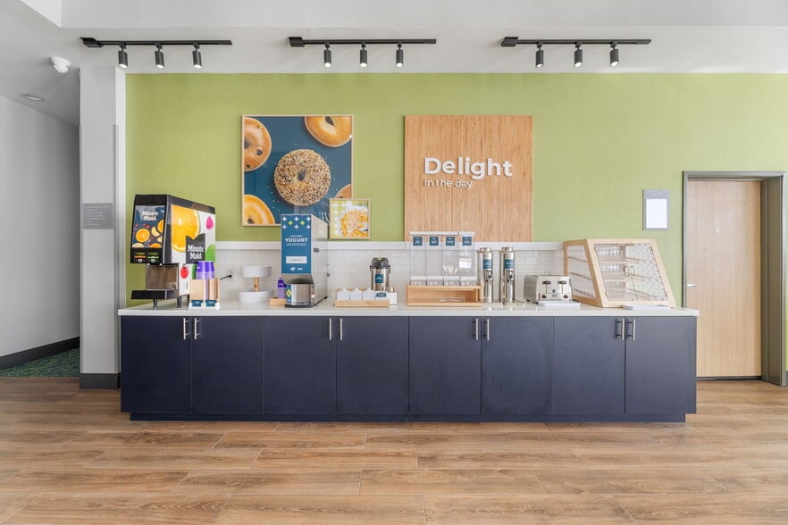 More Photos Of 5356 Roan Rd, Garland Hotel For Sale