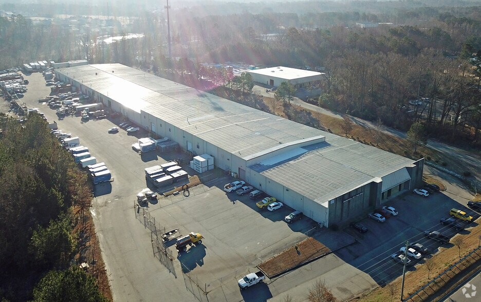 More Photos Of 3301 Jones Sausage Rd, Garner Warehouse For Lease