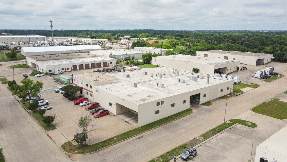 Primary Photo Of 4700 S Edgewood Ter, Fort Worth Distribution For Sale