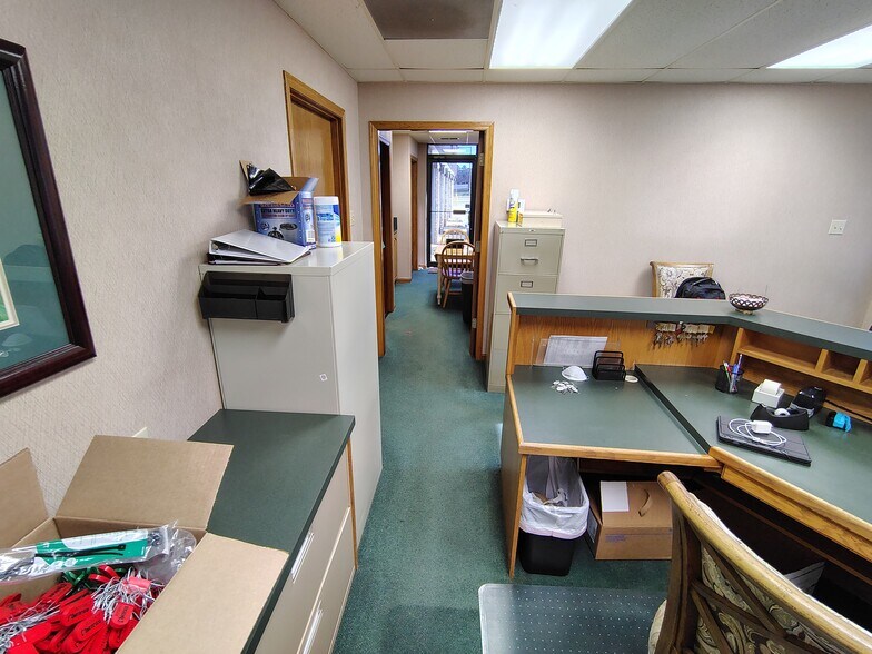 More Photos Of 915 E Georgia Ave, Ruston Warehouse For Lease