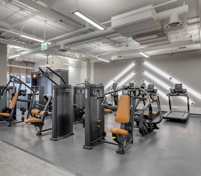 More Photos Of 838 11 Av SW, Calgary Office For Lease