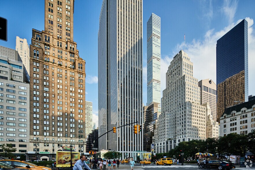 More Photos Of 767 Fifth Ave, New York Office For Lease