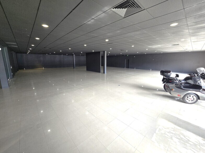 More Photos Of 5401 N Federal Hwy, Fort Lauderdale Freestanding For Sale