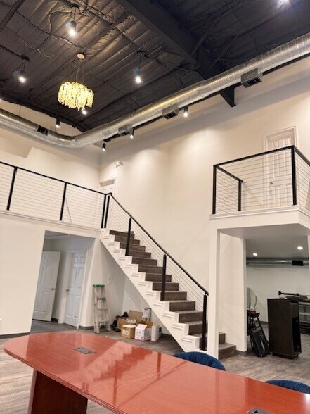 More Photos Of 1313 Cedar Post Ln, Houston Warehouse For Sale