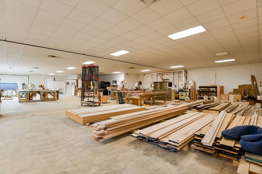 More Photos Of 3168 Salem Rd SE, Conyers Warehouse For Sale