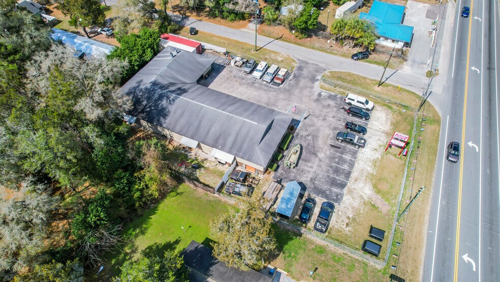 More Photos Of 982 E Hartshorn Ln, Holder Auto Repair For Sale