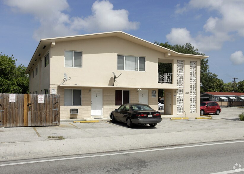 Primary Photo Of 14305 NE 6th Ave, North Miami Apartments For Sale