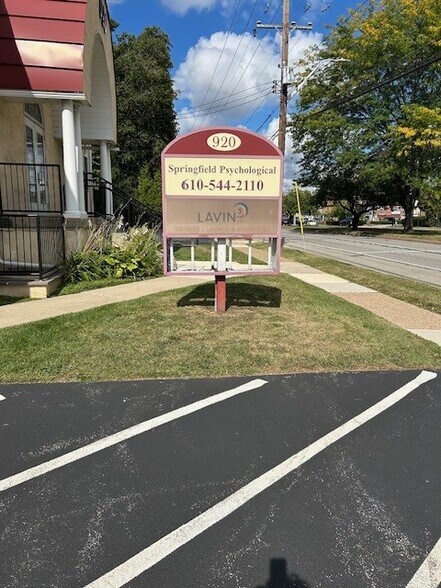 More Photos Of 920 West Chester Pike, Havertown Office For Lease