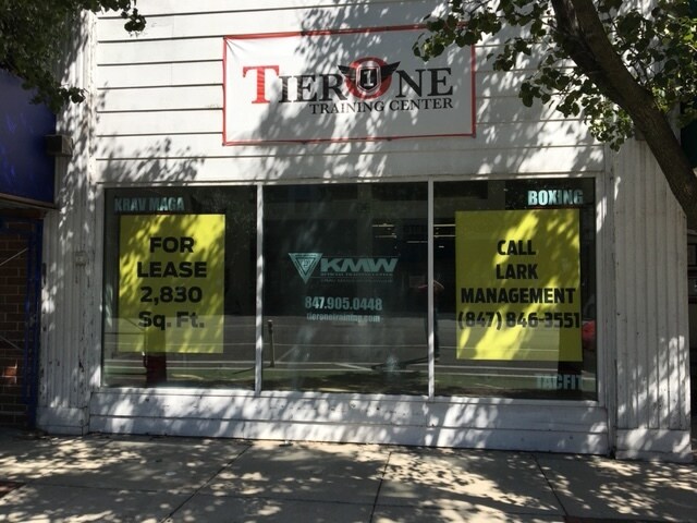 More Photos Of 1017 Davis St, Evanston Storefront For Lease