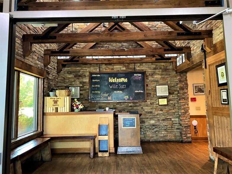 More Photos Of 3355 Patriot Pky, Sumter Restaurant For Sale