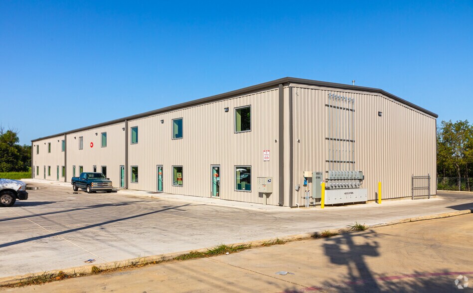 Primary Photo Of 4603 N Stahl Park, San Antonio Light Distribution For Lease