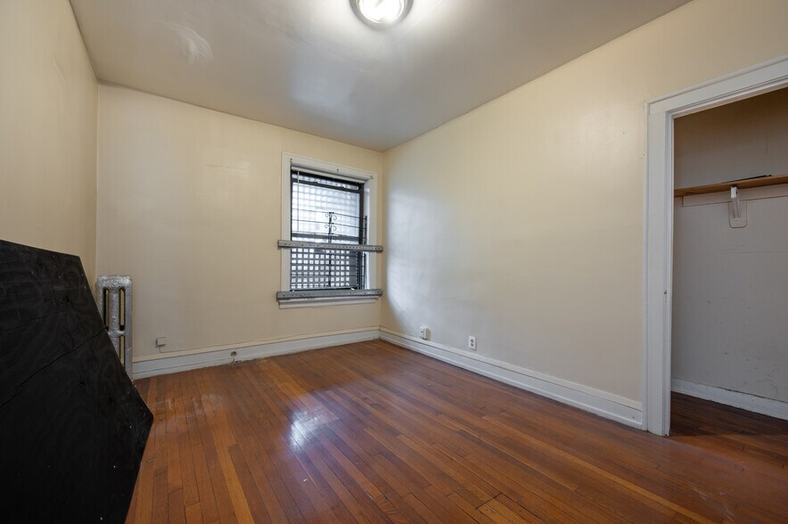 More Photos Of 7763 S South Shore Dr, Chicago Apartments For Sale
