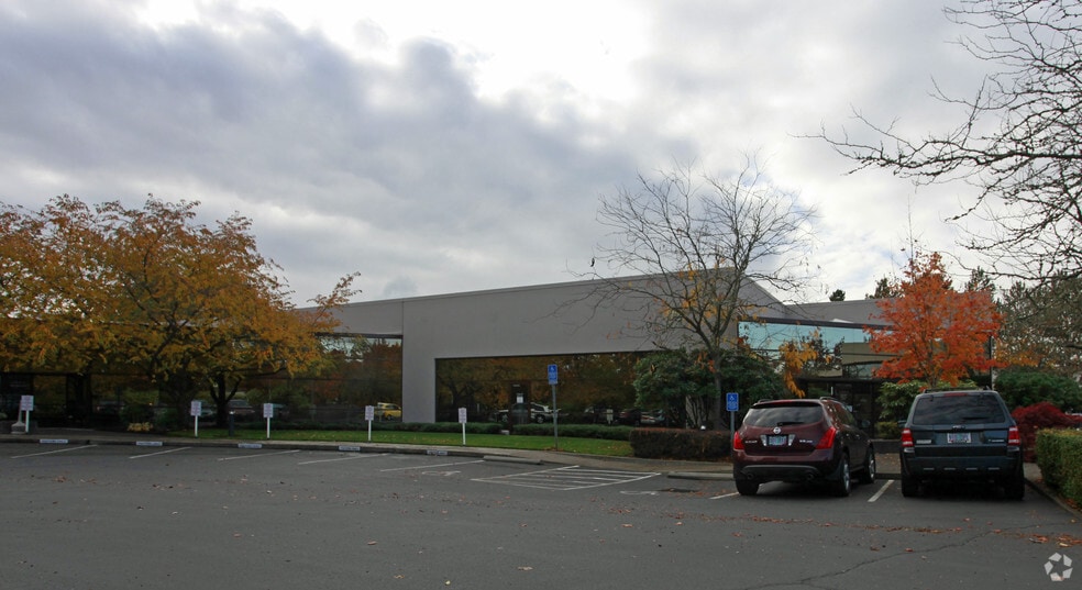 More Photos Of 1725 NW 167th Pl, Beaverton Flex For Sale