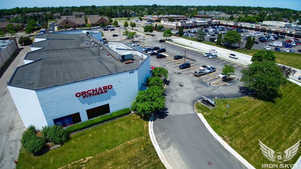 More Photos Of 6750 Orchard Lake Rd, West Bloomfield Freestanding For Sale