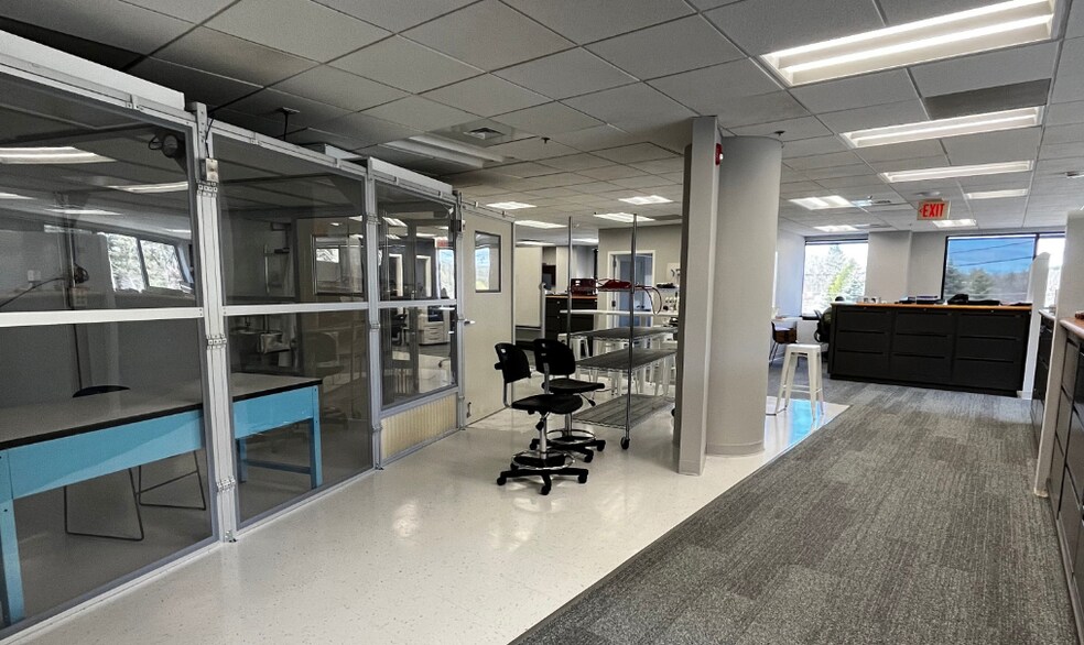 More Photos Of 1466 Main St, Waltham Office For Sale