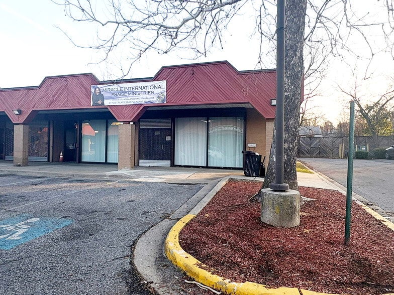 More Photos Of 97 Yost Pl, Capitol Heights General Retail For Sale