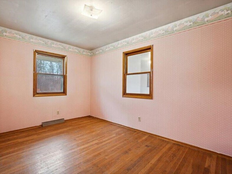 More Photos Of 4946 Page Ave, Michigan Center Medical For Sale