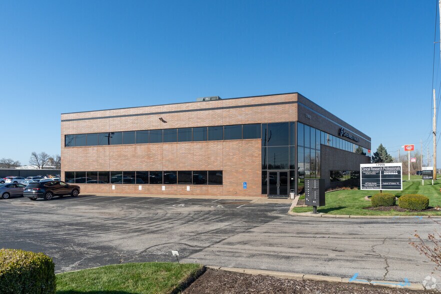 More Photos Of 17998 Chesterfield Airport Rd, Chesterfield Office For Lease