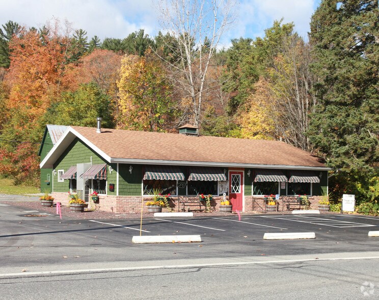 Primary Photo Of 3721 Rt-9n, Diamond Point Restaurant For Sale