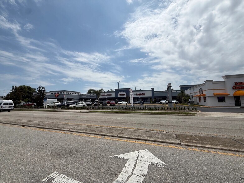 More Photos Of 252-282 W State Road 434, Longwood Unknown For Lease