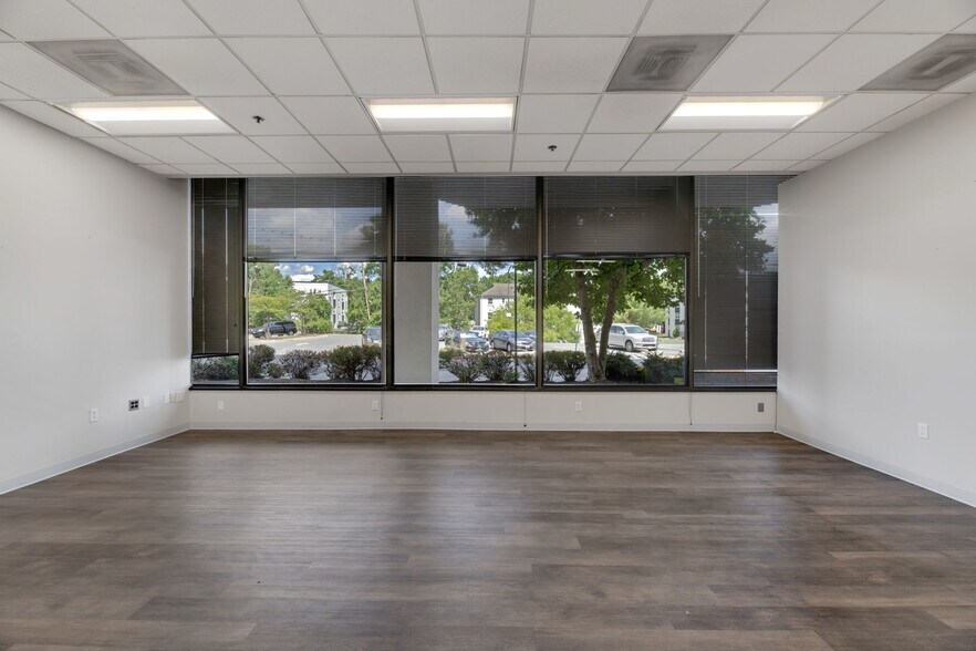 More Photos Of 312 Marshall Ave, Laurel Office For Lease