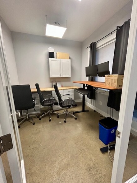 More Photos Of 12421 State Ave, Marysville Office Residential For Lease