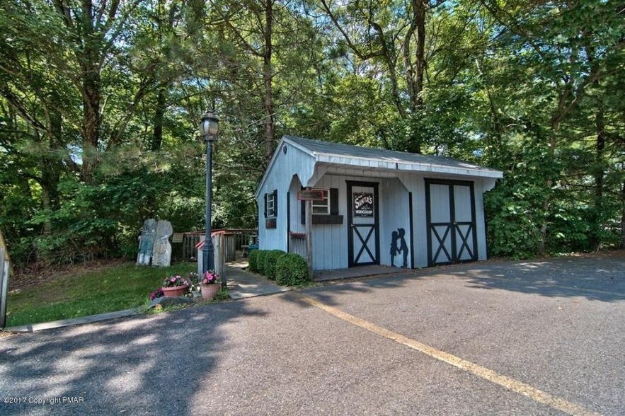 More Photos Of 2783-2785 Route 115, Effort Storefront For Lease