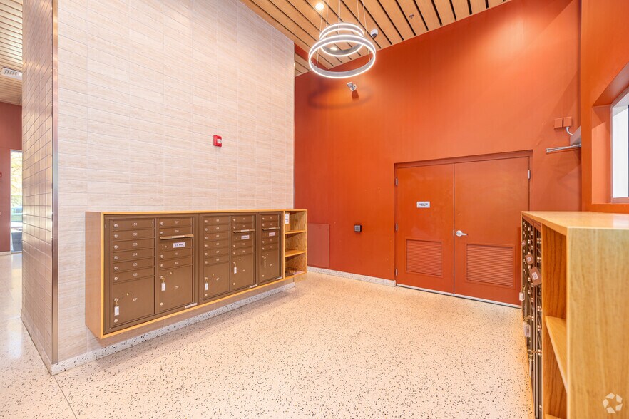 More Photos Of 490 Tremont St, Boston Apartments For Lease