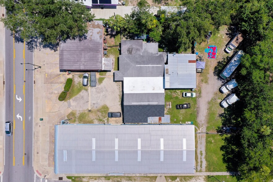 More Photos Of 865 Orange Ave, Daytona Beach Warehouse For Sale