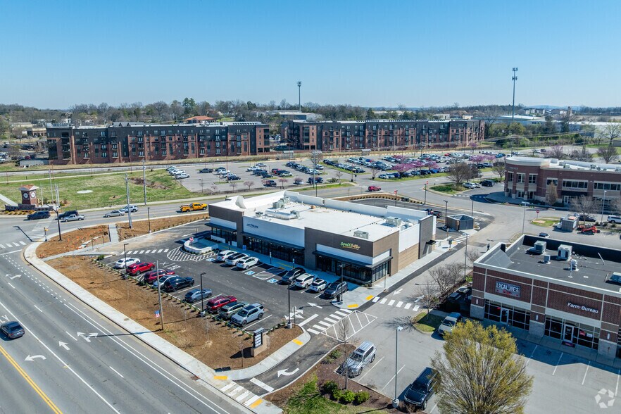 More Photos Of 2059 N Mt Juliet Rd, Mount Juliet General Retail For Lease