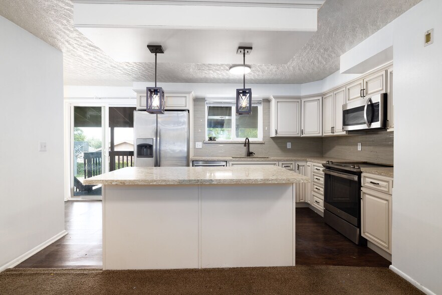 More Photos Of 270 E 5100 S, Washington Terrace Multifamily For Sale