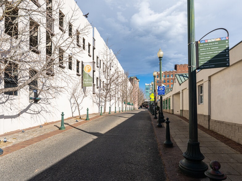 More Photos Of 24-28 Wall St, Asheville Storefront Retail Office For Lease