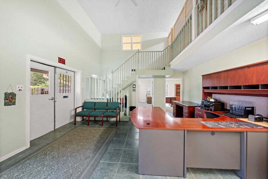 More Photos Of 19962 Lowe Ln, New Caney Manufacturing For Sale