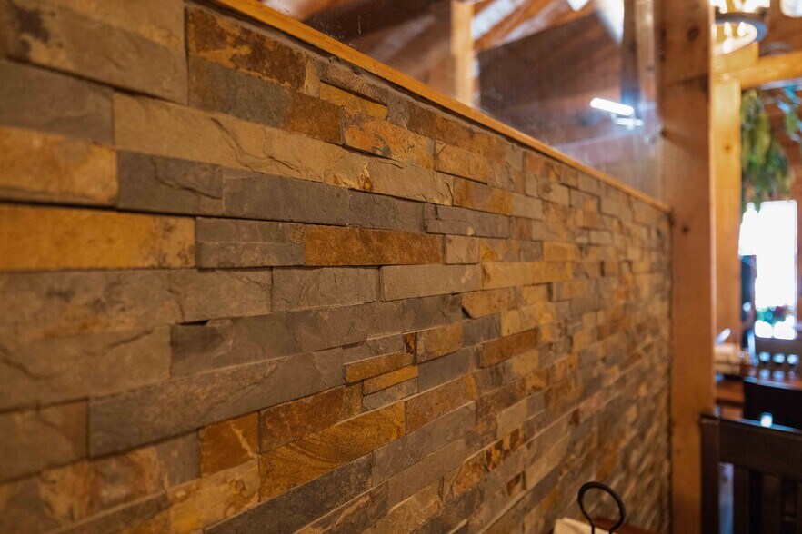 More Photos Of 121 Main Ave, Hawley Restaurant For Lease