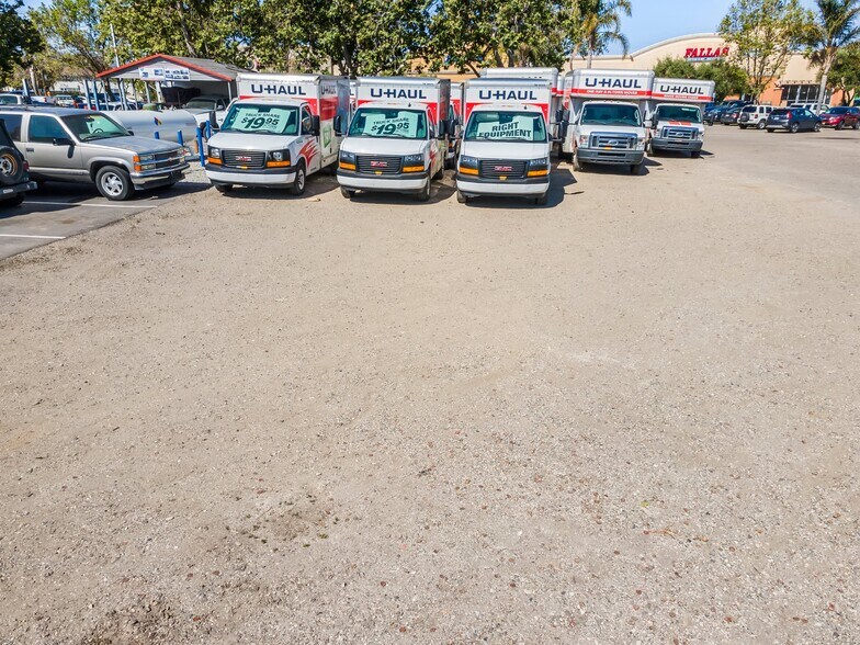 More Photos Of 1001 N H St, Lompoc Convenience Store For Sale