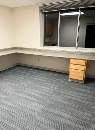 More Photos Of 76 Summer St, Fitchburg Medical For Lease