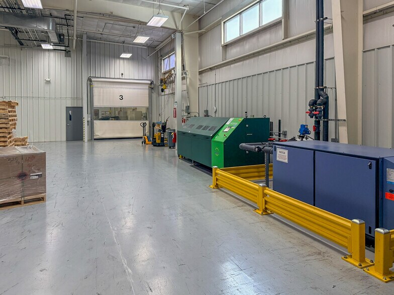 More Photos Of 741 Morris St, Fond Du Lac Industrial For Lease