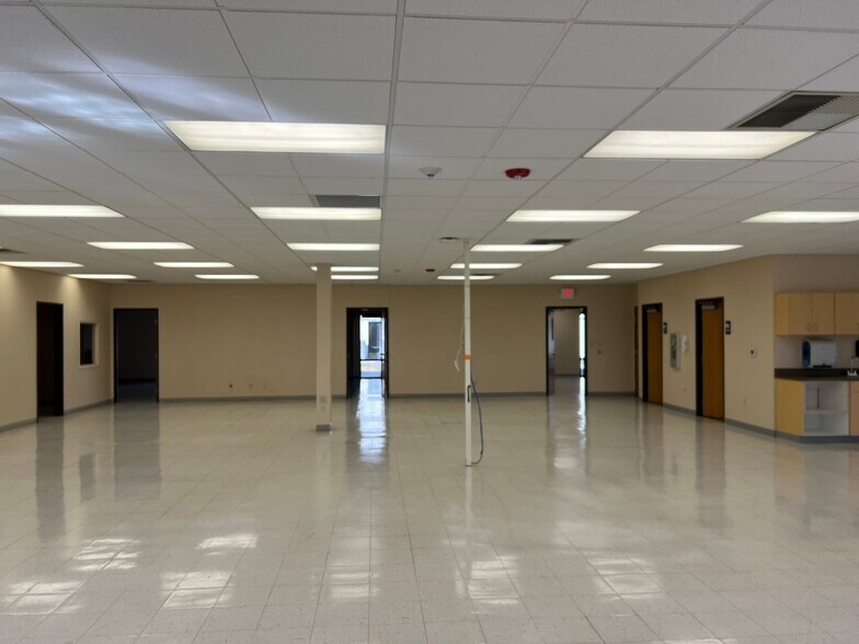 More Photos Of 415 N Roosevelt St, Kennewick Office For Lease