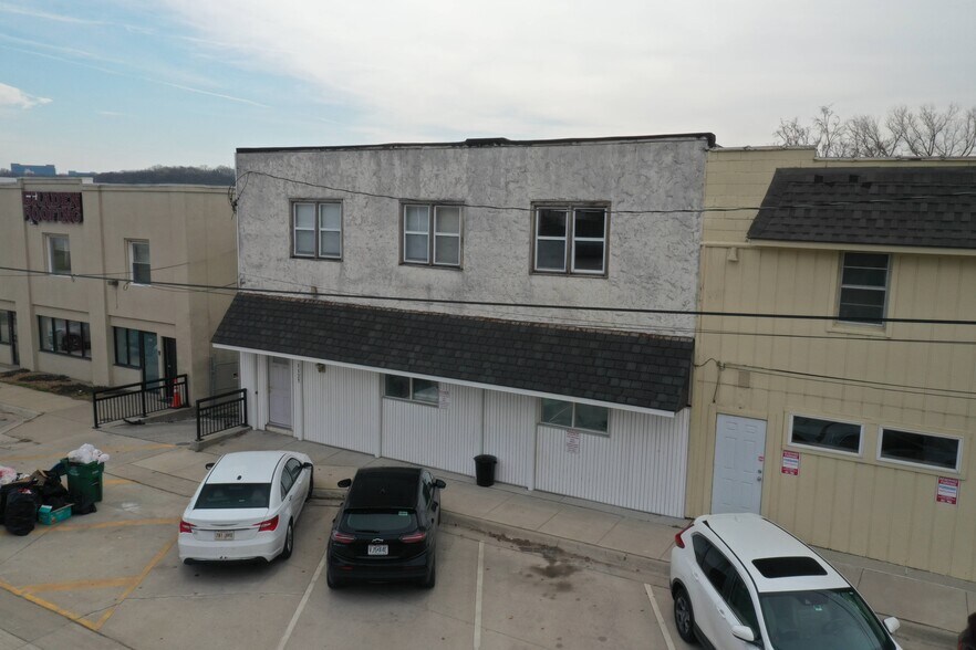 Primary Photo Of 1127 Merriam Ln, Kansas City Apartments For Sale