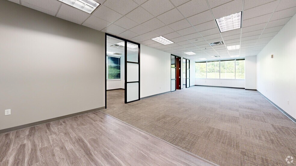 More Photos Of , Memphis Office For Sale