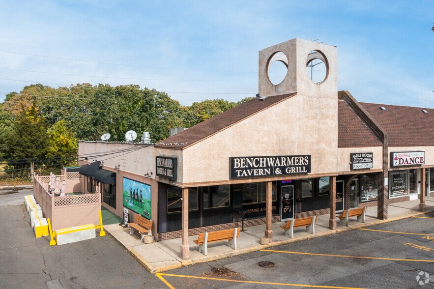 More Photos Of 21-51 Route 25A, Mount Sinai Unknown For Lease