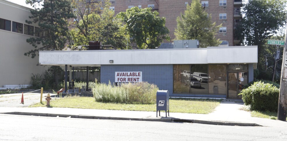 Primary Photo Of 1098 Yonkers Ave, Yonkers Storefront Retail Office For Lease