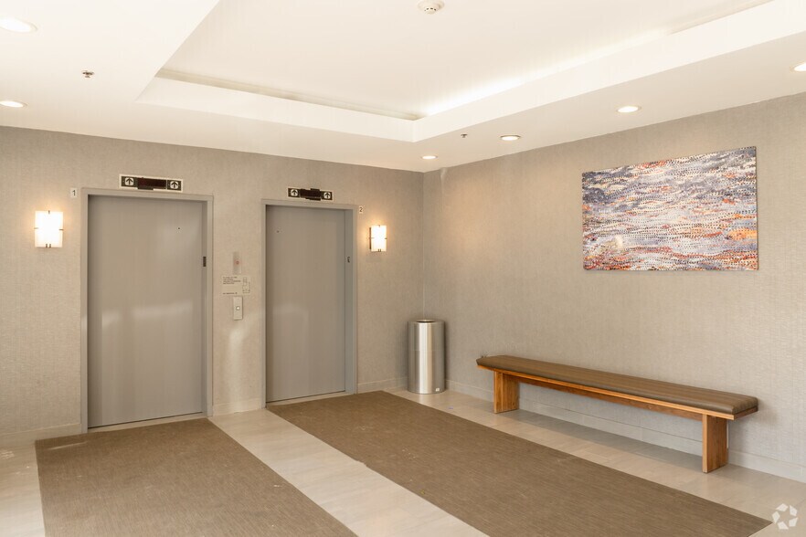 More Photos Of 401 S Van Brunt St, Englewood Medical For Lease