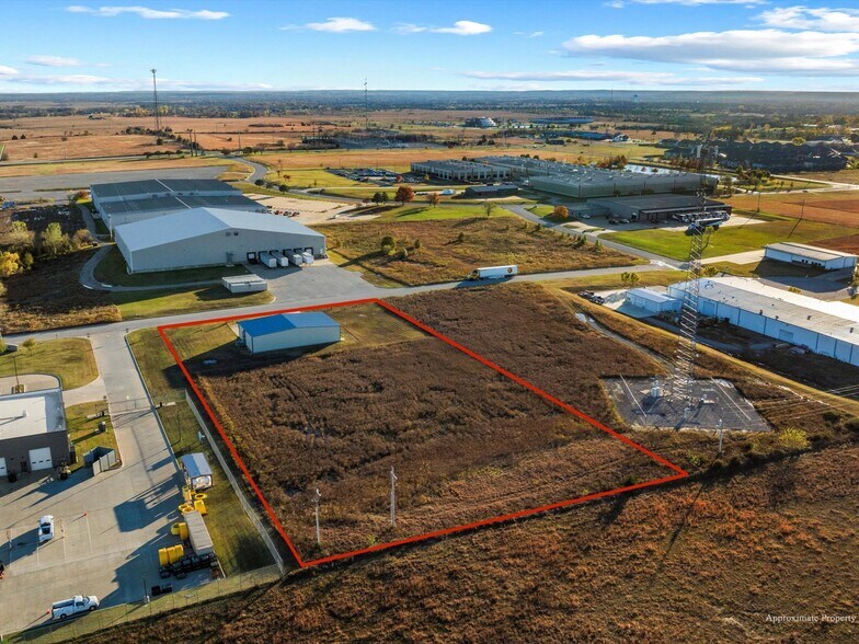 More Photos Of 7380 International Ct, Bartlesville Warehouse For Sale