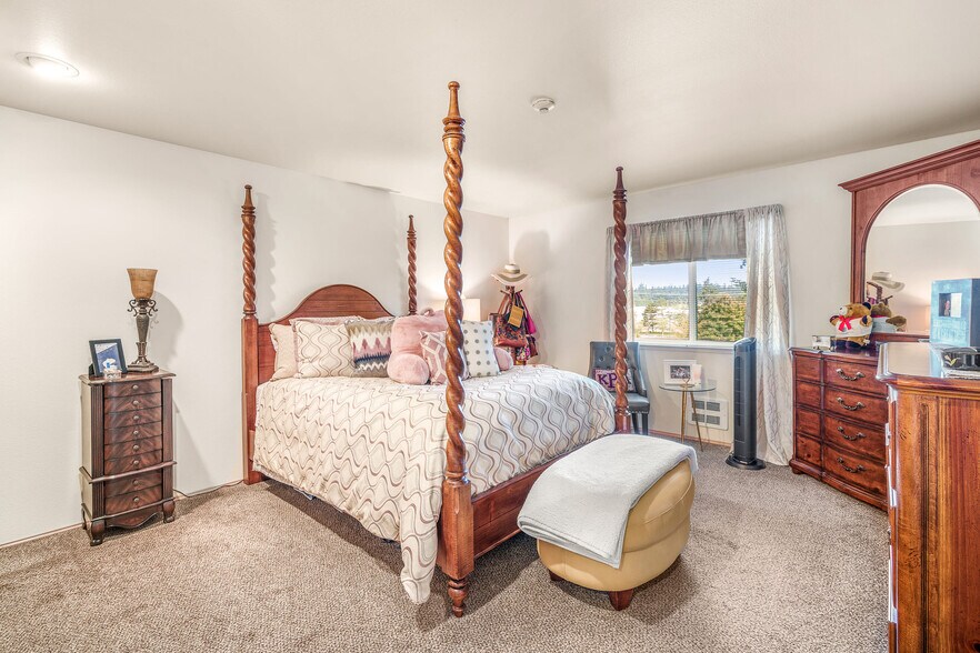 More Photos Of 5911 200th St SW, Lynnwood Apartments For Sale