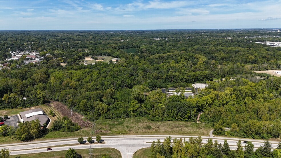 More Photos Of 5550 W 106th St, Zionsville Office For Lease